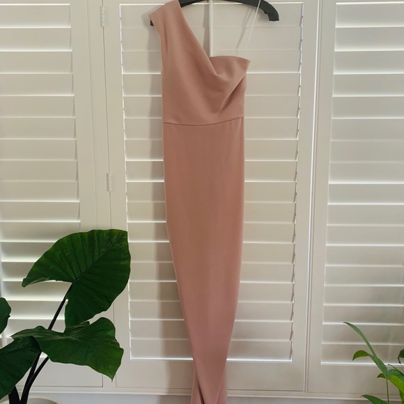 Nicole Bakti Dresses & Skirts - Nicole Bakti Gown - One Shoulder Ruffle Back